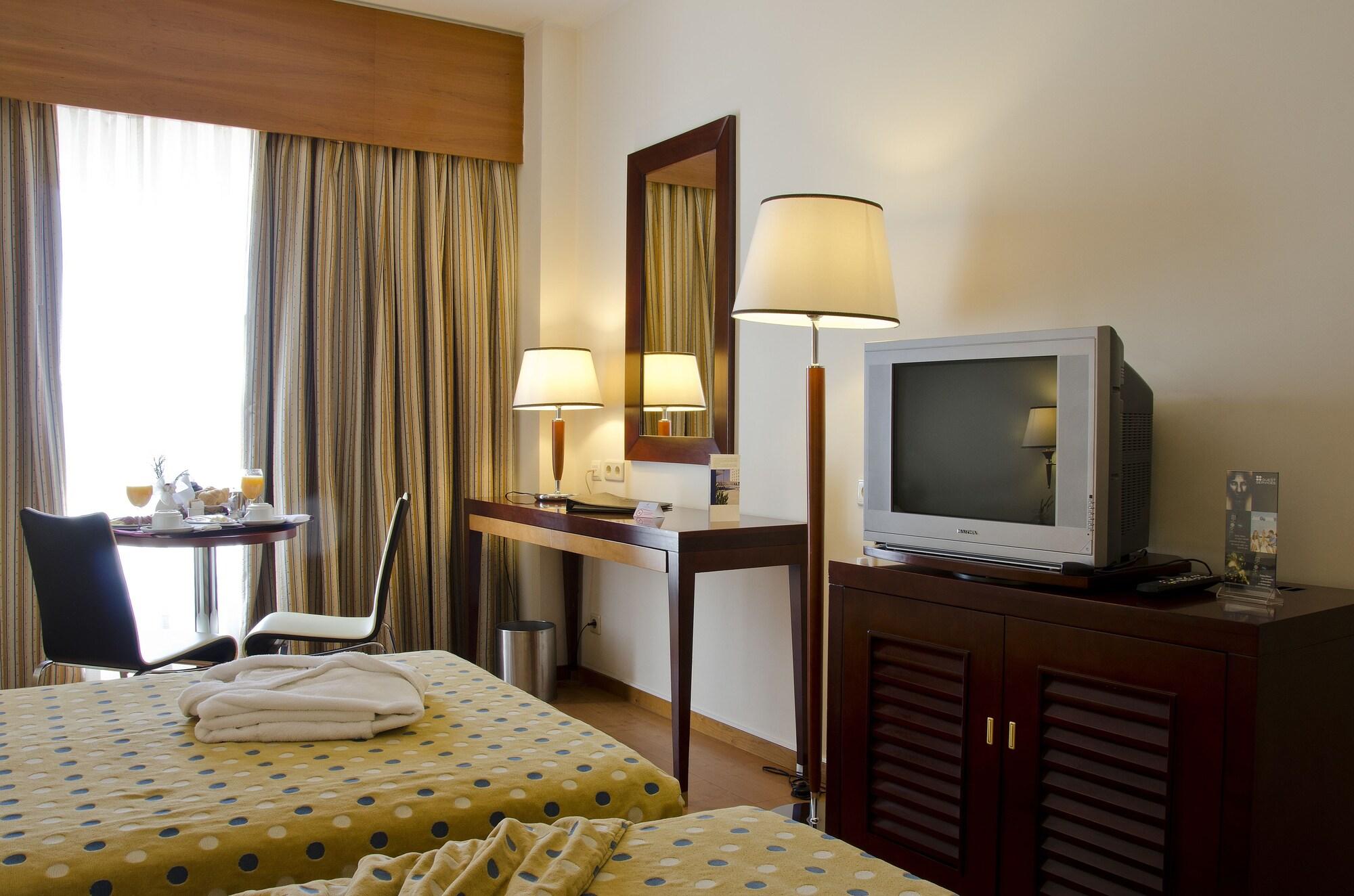 Vip Executive Santa Iria Hotel Santa Iria de Azoia Buitenkant foto
