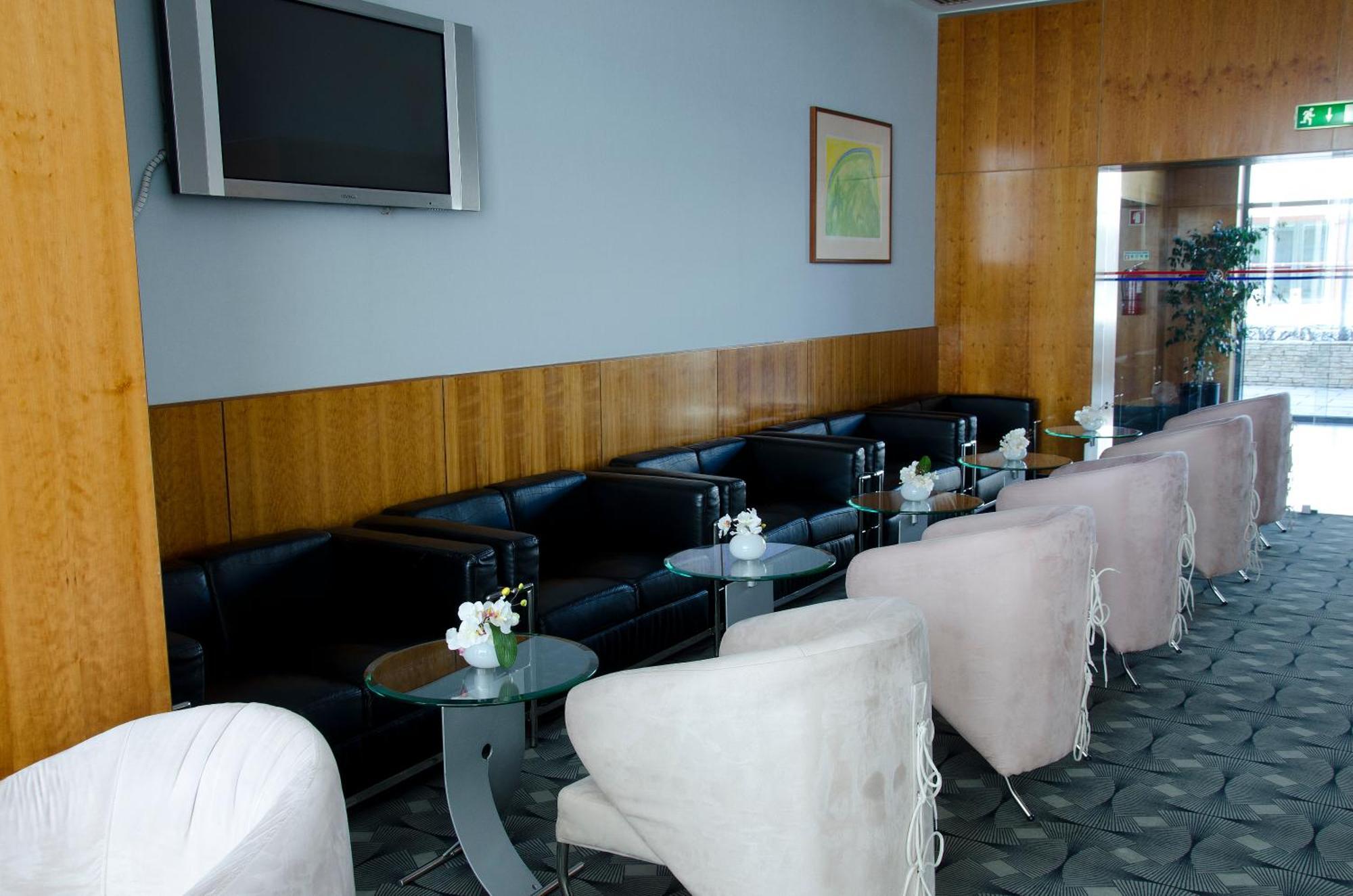 Vip Executive Santa Iria Hotel Santa Iria de Azoia Buitenkant foto