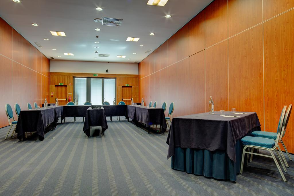 Vip Executive Santa Iria Hotel Santa Iria de Azoia Buitenkant foto