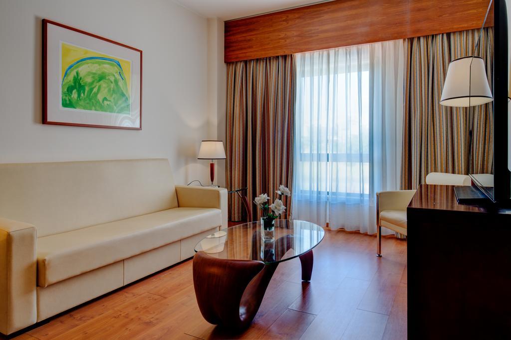 Vip Executive Santa Iria Hotel Santa Iria de Azoia Buitenkant foto